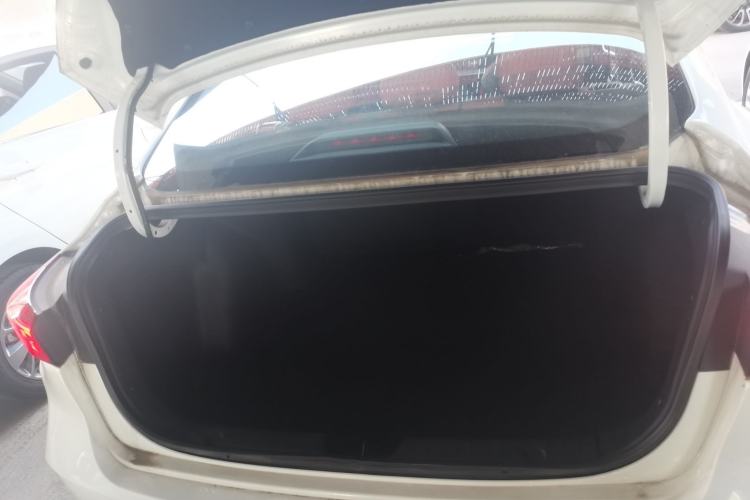 Used CHANGAN Eado 2023 Changan Edition PLUS Blue Whale NE 1.4T GDI DCT Prestige Version Trunk