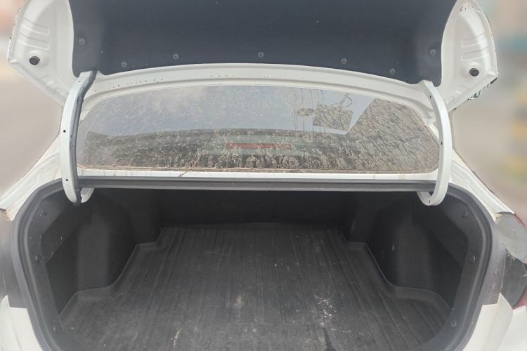 Used CHANGAN Eado 2023 Changan Edition PLUS Blue Whale NE 1.4T GDI DCT Prestige Version Trunk