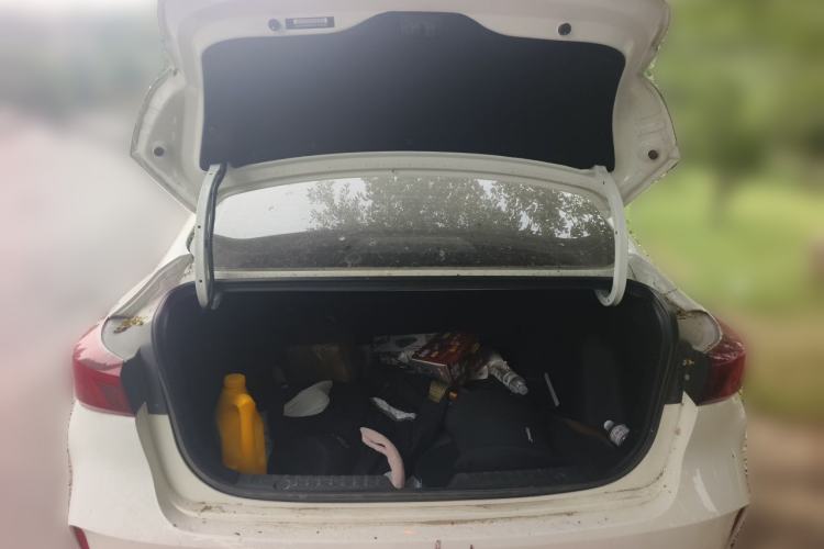 Used CHANGAN Eado 2023 Changan Edition PLUS Blue Whale NE 1.4T GDI DCT Prestige Version Trunk