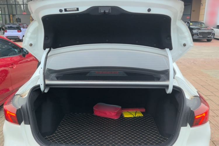 Used CHANGAN Eado 2023 Changan Edition PLUS Blue Whale NE 1.4T GDI DCT Prestige Version Trunk