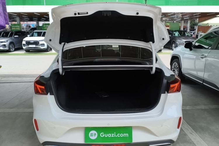 Used CHANGAN Eado 2023 Changan Edition PLUS Blue Whale NE 1.4T GDI DCT Prestige Version Trunk