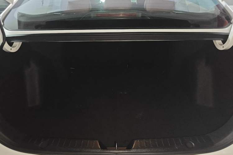 Used CHANGAN Eado 2023 Changan Edition PLUS Blue Whale NE 1.4T GDI DCT Prestige Version Trunk