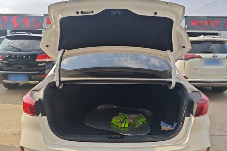 Used CHANGAN Eado 2023 Changan Edition PLUS Blue Whale NE 1.4T GDI DCT Prestige Version Trunk