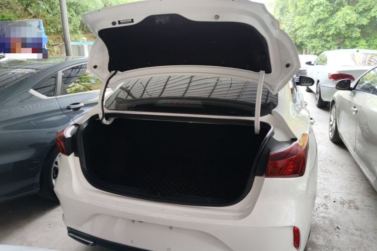Used CHANGAN Eado 2023 Changan Edition PLUS Blue Whale NE 1.4T GDI DCT Prestige Version Trunk