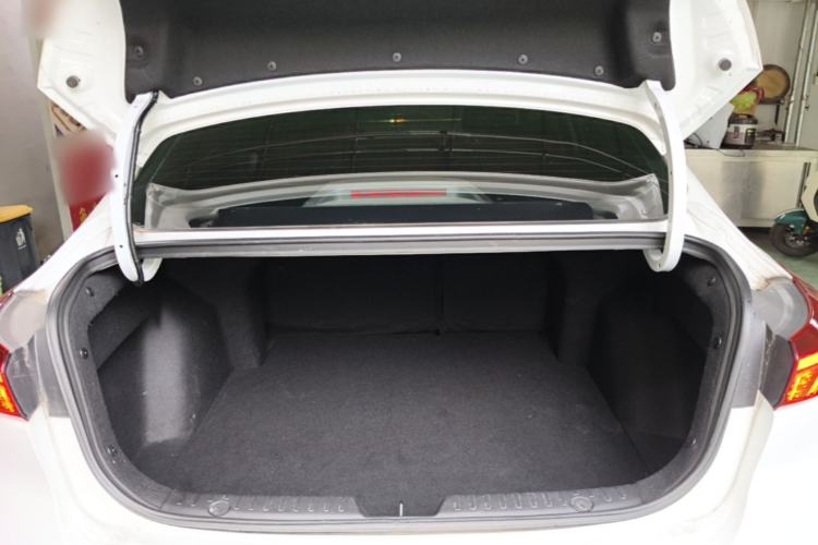 Used CHANGAN Eado 2023 Changan Edition PLUS Blue Whale NE 1.4T GDI DCT Prestige Version Trunk