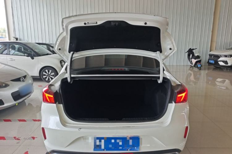 Used CHANGAN Eado 2023 Changan Edition PLUS Blue Whale NE 1.4T GDI DCT Prestige Version Trunk