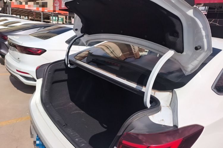 Used CHANGAN Eado 2023 Changan Edition PLUS Blue Whale NE 1.4T GDI DCT Prestige Version Trunk