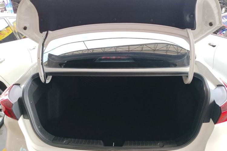 Used CHANGAN Eado 2023 Changan Edition PLUS Blue Whale NE 1.4T GDI DCT Prestige Version Trunk