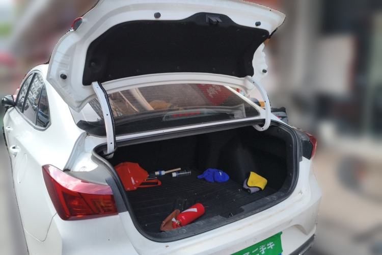 Used CHANGAN Eado 2023 Changan Edition PLUS Blue Whale NE 1.4T GDI DCT Prestige Version Trunk