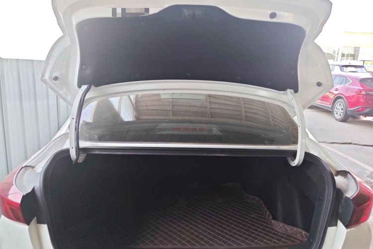 Used CHANGAN Eado 2023 Changan Edition PLUS Blue Whale NE 1.4T GDI DCT Prestige Version Trunk