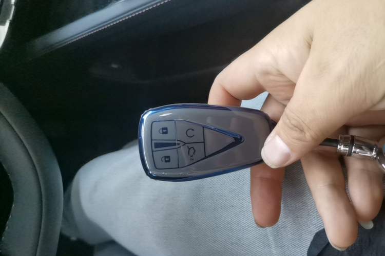 Used CHANGAN Eado 2023 Changan Edition PLUS Blue Whale NE 1.4T GDI DCT Prestige Version Vehicle Key