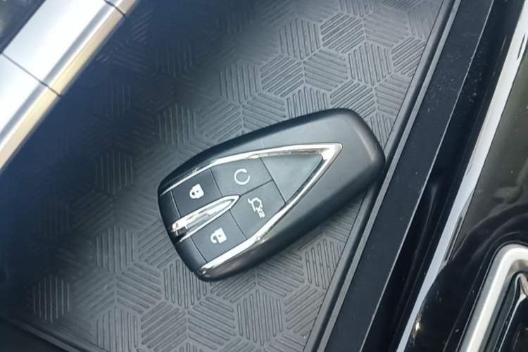 Used CHANGAN Eado 2023 Changan Edition PLUS Blue Whale NE 1.4T GDI DCT Prestige Version Vehicle Key