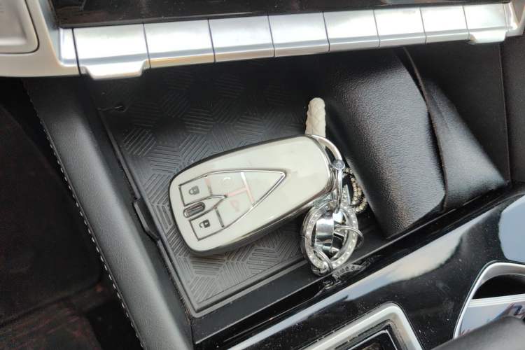 Used CHANGAN Eado 2023 Changan Edition PLUS Blue Whale NE 1.4T GDI DCT Prestige Version Vehicle Key