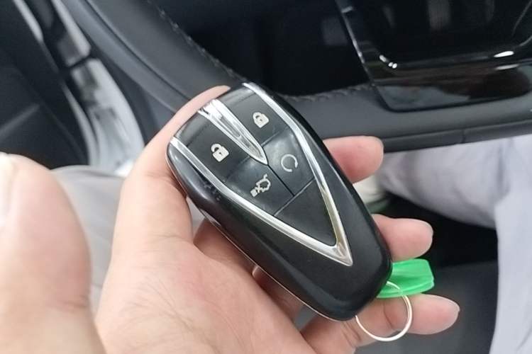 Used CHANGAN Eado 2023 Changan Edition PLUS Blue Whale NE 1.4T GDI DCT Prestige Version Vehicle Key