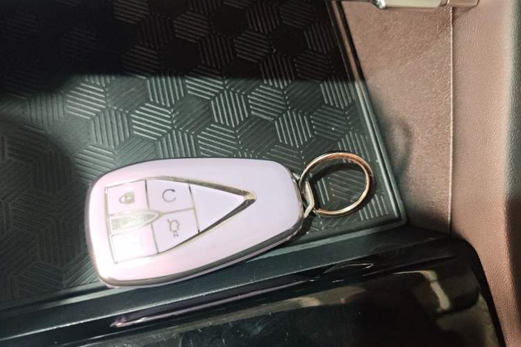 Used CHANGAN Eado 2023 Changan Edition PLUS Blue Whale NE 1.4T GDI DCT Prestige Version Vehicle Key
