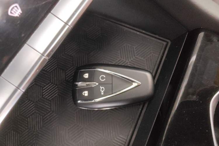 Used CHANGAN Eado 2023 Changan Edition PLUS Blue Whale NE 1.4T GDI DCT Prestige Version Vehicle Key