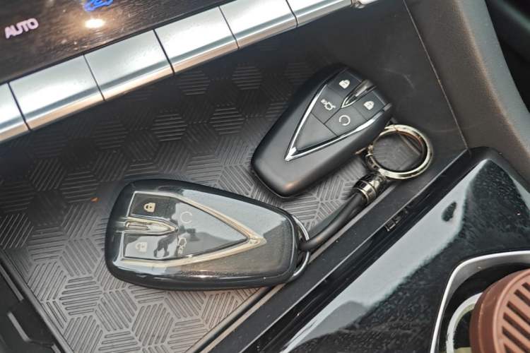 Used CHANGAN Eado 2023 Changan Edition PLUS Blue Whale NE 1.4T GDI DCT Prestige Version Vehicle Key