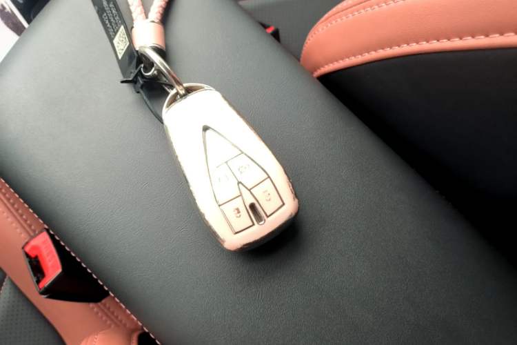 Used CHANGAN Eado 2023 Changan Edition PLUS Blue Whale NE 1.4T GDI DCT Prestige Version Vehicle Key