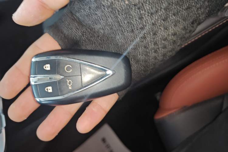 Used CHANGAN Eado 2023 Changan Edition PLUS Blue Whale NE 1.4T GDI DCT Prestige Version Vehicle Key