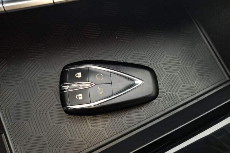 Used CHANGAN Eado 2023 Changan Edition PLUS Blue Whale NE 1.4T GDI DCT Prestige Version Vehicle Key