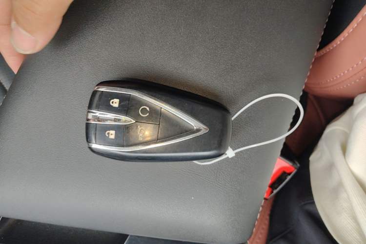 Used CHANGAN Eado 2023 Changan Edition PLUS Blue Whale NE 1.4T GDI DCT Prestige Version Vehicle Key