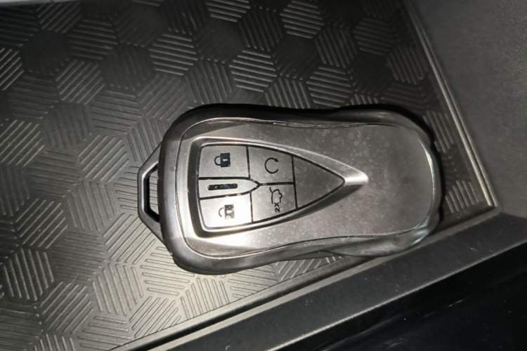Used CHANGAN Eado 2023 Changan Edition PLUS Blue Whale NE 1.4T GDI DCT Prestige Version Vehicle Key