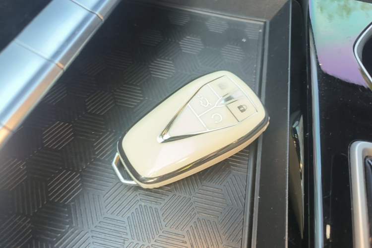 Used CHANGAN Eado 2023 Changan Edition PLUS Blue Whale NE 1.4T GDI DCT Prestige Version Vehicle Key