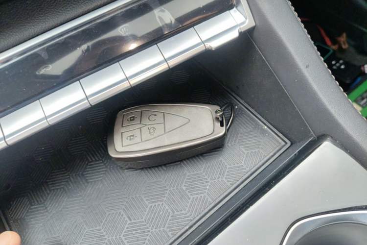 Used CHANGAN Eado 2023 Changan Edition PLUS Blue Whale NE 1.4T GDI DCT Prestige Version Vehicle Key