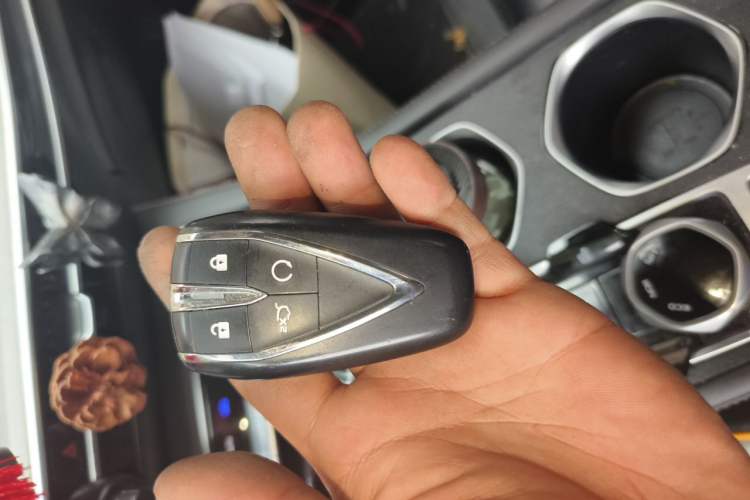 Used CHANGAN Eado 2023 Changan Edition PLUS Blue Whale NE 1.4T GDI DCT Prestige Version Vehicle Key