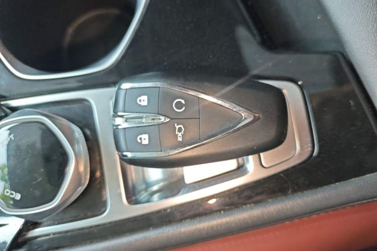 Used CHANGAN Eado 2023 Changan Edition PLUS Blue Whale NE 1.4T GDI DCT Prestige Version Vehicle Key