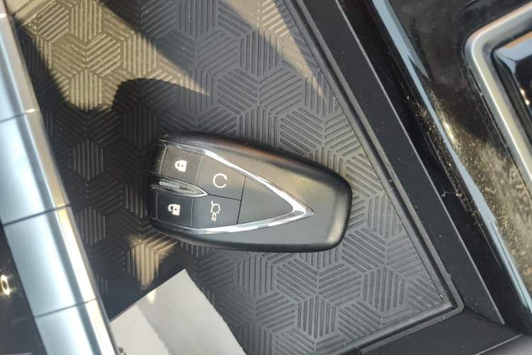 Used CHANGAN Eado 2023 Changan Edition PLUS Blue Whale NE 1.4T GDI DCT Prestige Version Vehicle Key