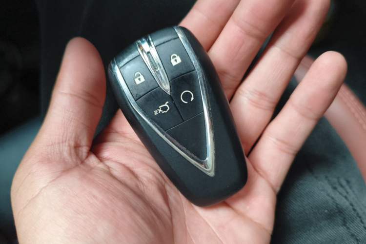 Used CHANGAN Eado 2023 Changan Edition PLUS Blue Whale NE 1.4T GDI DCT Prestige Version Vehicle Key