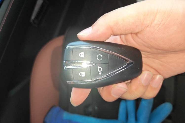 Used CHANGAN Eado 2023 Changan Edition PLUS Blue Whale NE 1.4T GDI DCT Prestige Version Vehicle Key