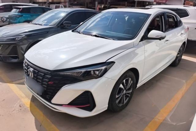 Used CHANGAN Eado 2023 Changan Edition PLUS Blue Whale NE 1.4T GDI DCT Prestige Version