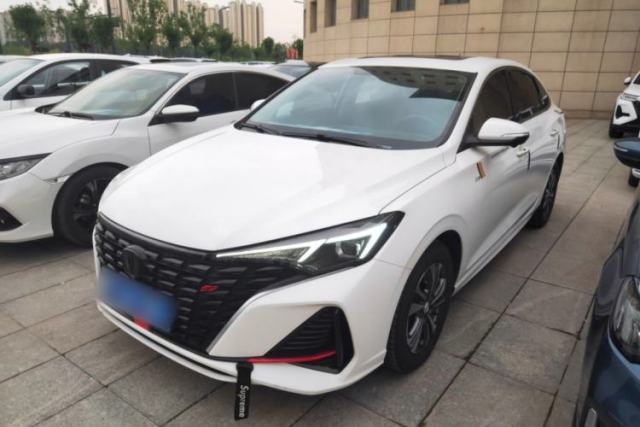 Used CHANGAN Eado 2023 Changan Edition PLUS Blue Whale NE 1.4T GDI DCT Prestige Version