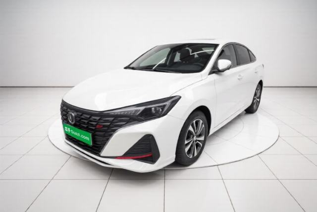 CHANGAN Eado 2023 Changan Edition PLUS Blue Whale NE 1.4T GDI DCT Prestige Version с пробегом