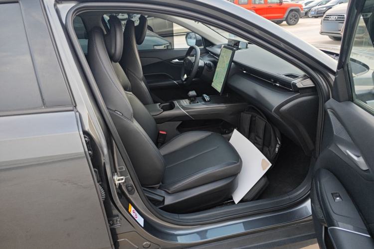 Used CHANGAN Eado 2024 1.5T GDI Automatic Prestige Edition Right Front Seat