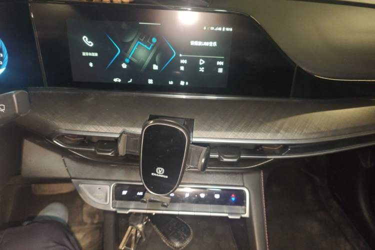 Used CHANGAN Eado 2024 PLUS Blue Whale NE 1.4T GDI DCT High-Energy Edition Audio And AC Panel