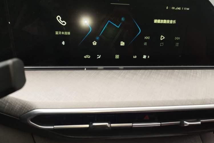 Used CHANGAN Eado 2024 PLUS Blue Whale NE 1.4T GDI DCT High-Energy Edition Audio And AC Panel