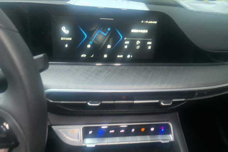 Used CHANGAN Eado 2024 PLUS Blue Whale NE 1.4T GDI DCT High-Energy Edition Audio And AC Panel