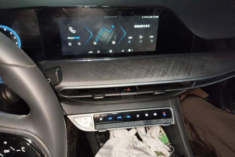 Used CHANGAN Eado 2024 PLUS Blue Whale NE 1.4T GDI DCT High-Energy Edition Audio And AC Panel