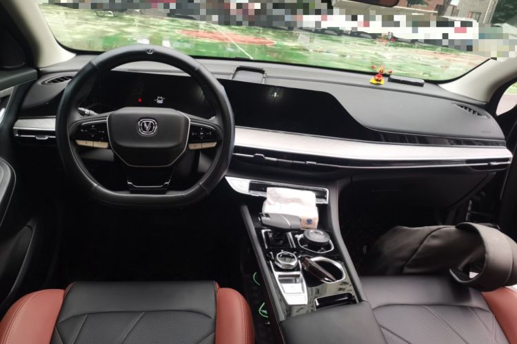 Used CHANGAN Eado 2024 PLUS Blue Whale NE 1.4T GDI DCT High-Energy Edition Center Console