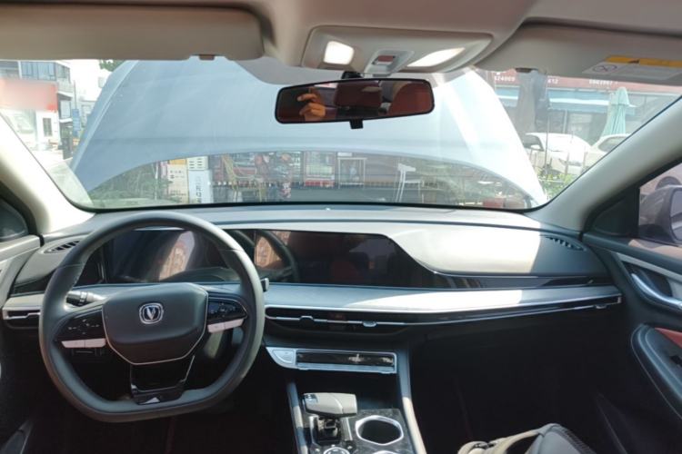 Used CHANGAN Eado 2024 PLUS Blue Whale NE 1.4T GDI DCT High-Energy Edition Center Console