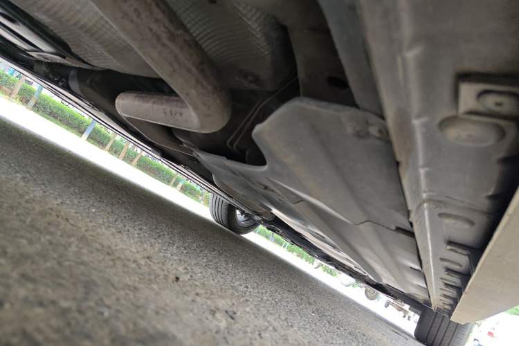 Used CHANGAN Eado 2024 1.5T GDI Automatic Flagship Edition Chassis Rear Right