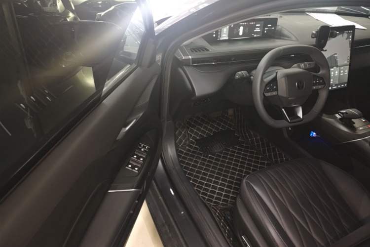 Used CHANGAN Eado 2024 1.5T GDI Automatic Flagship Edition Driver Seat