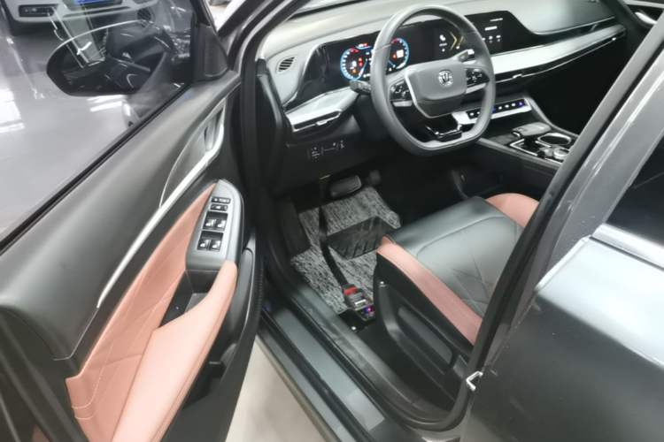 Used CHANGAN Eado 2024 PLUS Blue Whale NE 1.4T GDI DCT High-Energy Edition Driver Seat