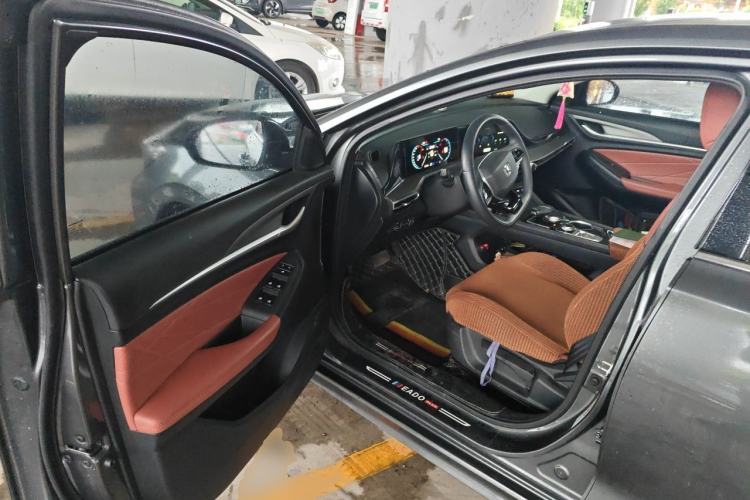 Used CHANGAN Eado 2024 PLUS Blue Whale NE 1.4T GDI DCT High-Energy Edition Driver Seat