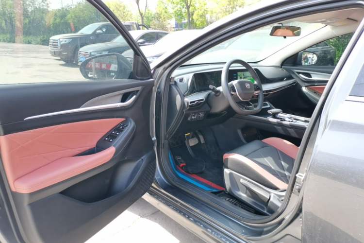 Used CHANGAN Eado 2024 PLUS Blue Whale NE 1.4T GDI DCT High-Energy Edition Driver Seat