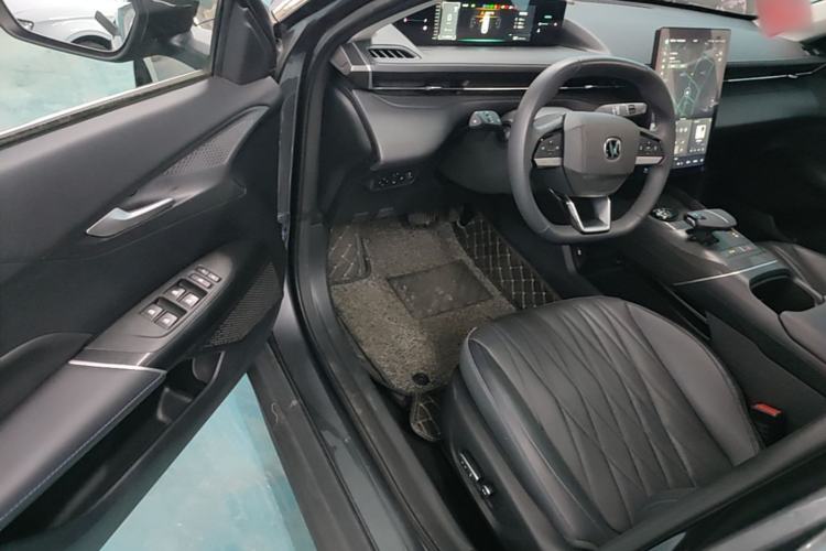 Used CHANGAN Eado 2024 1.5T GDI Automatic Flagship Edition Driver Seat