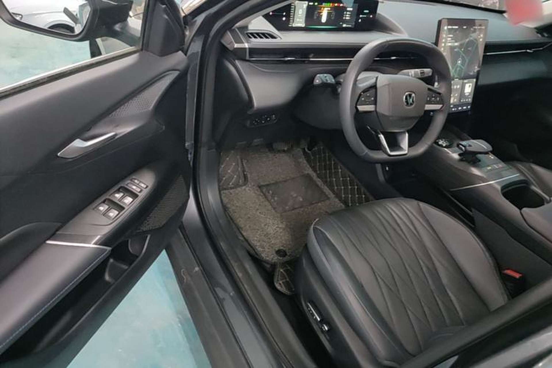 Used CHANGAN Eado 2024 1.5T GDI Automatic Flagship Edition Driver Seat